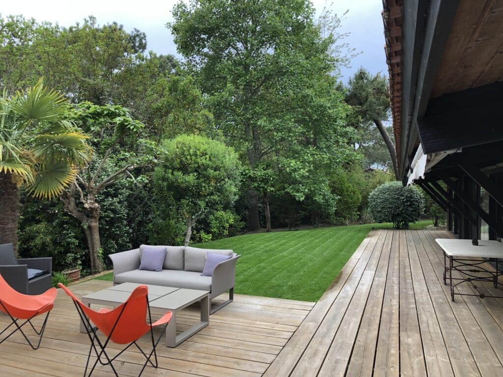 buron-paysages-cap-ferret-entretien-de-gazon-et-massifs-fleuris